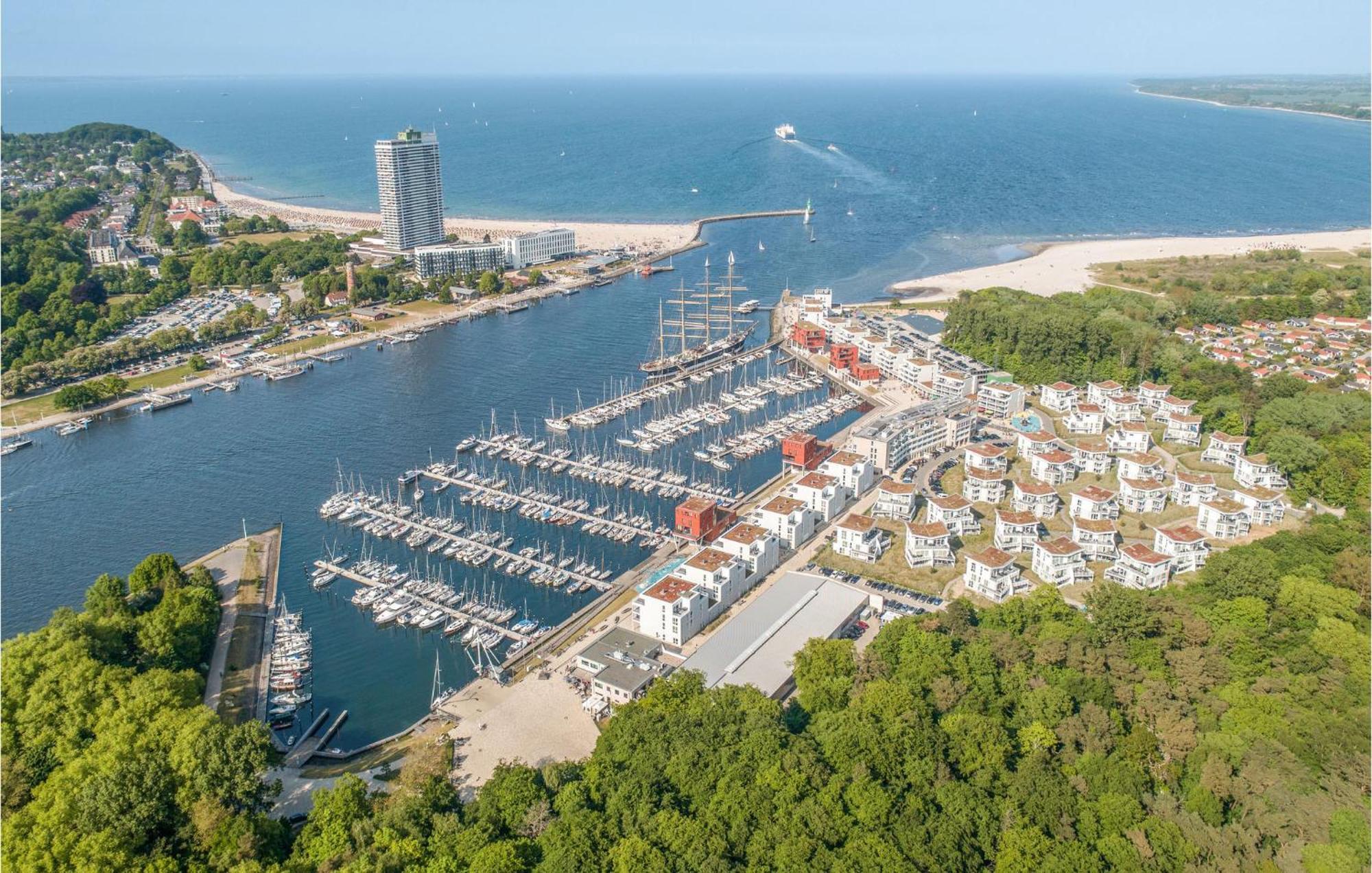 2 Bedroom Stunning Apartment In Luebeck Travemuende Exterior photo